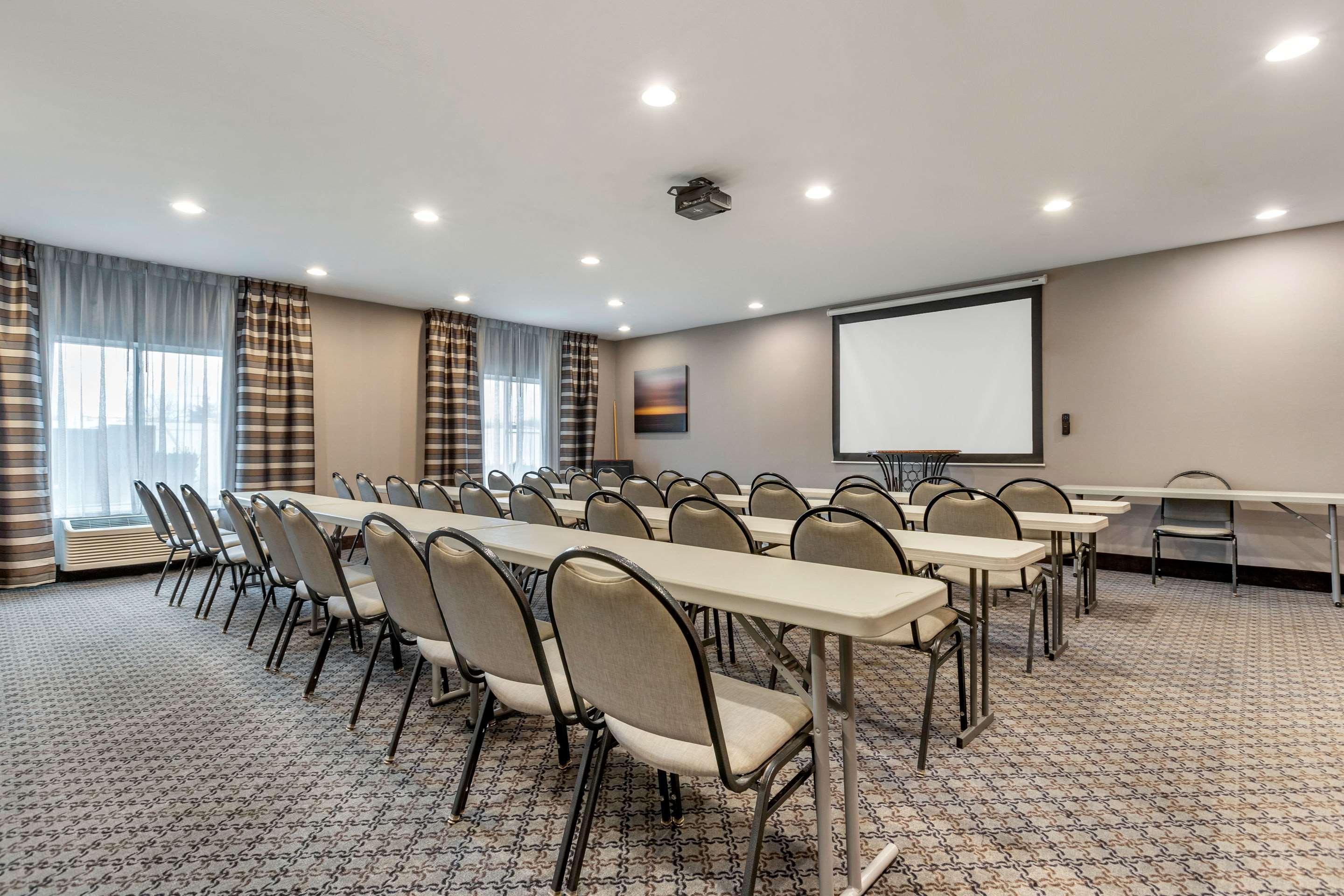 Comfort Suites Southgate-Detroit Екстер'єр фото