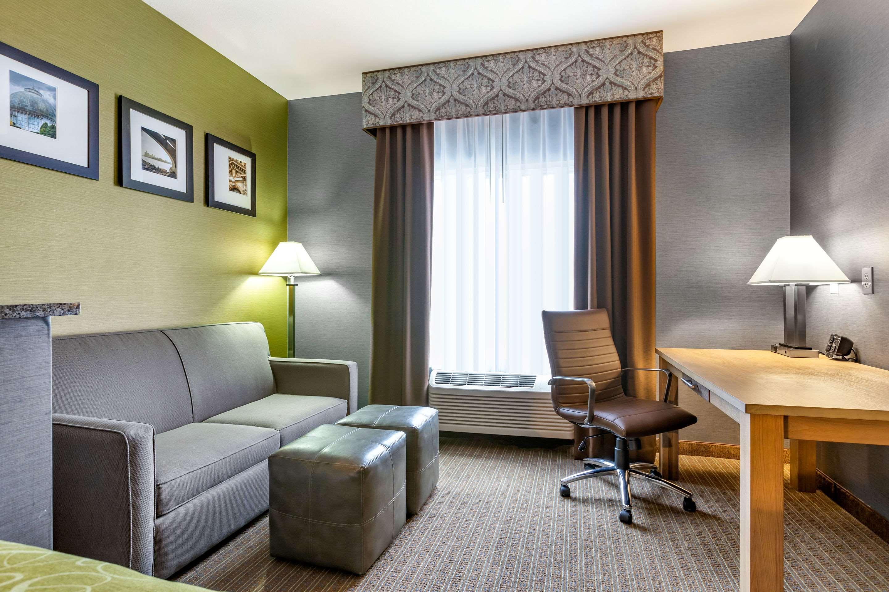 Comfort Suites Southgate-Detroit Екстер'єр фото