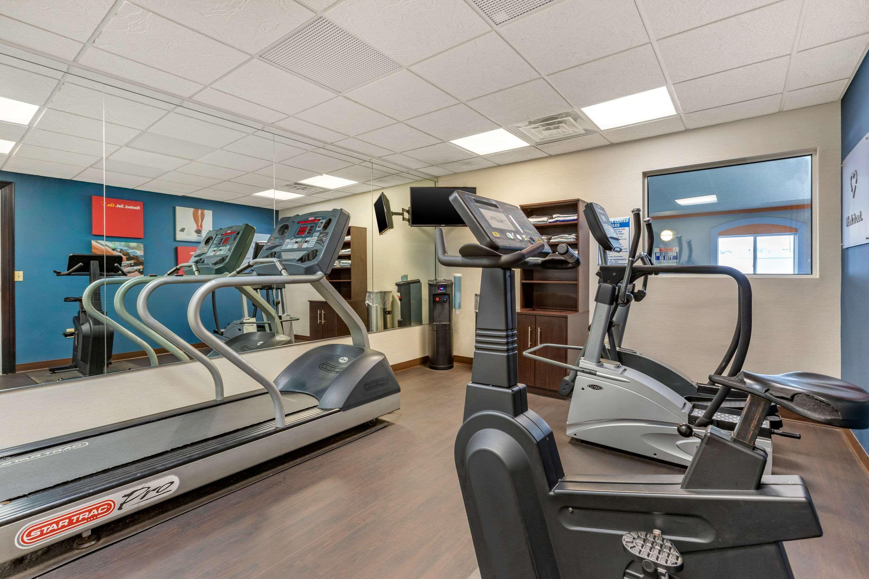 Comfort Suites Southgate-Detroit Екстер'єр фото
